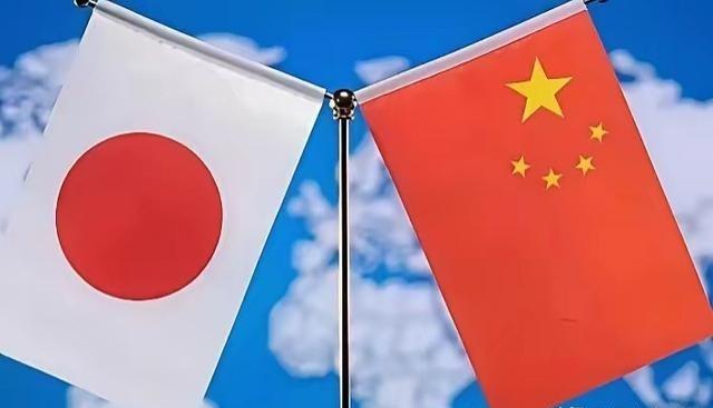 日本现在突然慌了。不是怕中国军舰开到东京湾，是怕中国翻出那本旧账。甲午赔款、旅顺