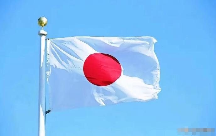 朝鲜硬刚日本
日本军舰刚刚挑衅性的，经过了台湾海峡，朝鲜直接朝着，日本经济海域方