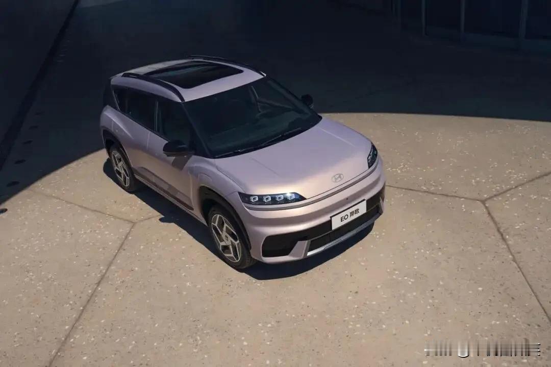 EO羿欧安全气囊数量 9个（含膝部、后排侧气囊） 6个（无膝部、后排侧气囊） 7