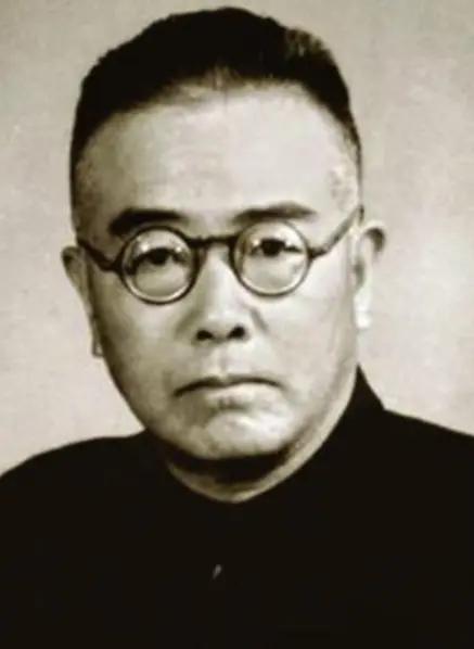 谢家荣(1898年9月7日—1966年8月14日)，男，字季骅，出生于上海，地质