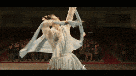 梅婷田雨新剧拖家带口谈恋爱剧里两个家庭合并之后的日常真的鸡飞狗跳，各种小矛盾小状