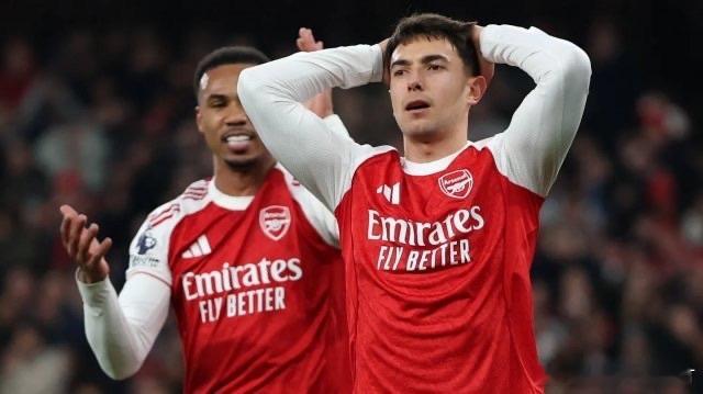 《泰晤士报》分析阿森纳：欧冠击败拜仁国米马竞，得益于对手未低位防守，而联赛更容易