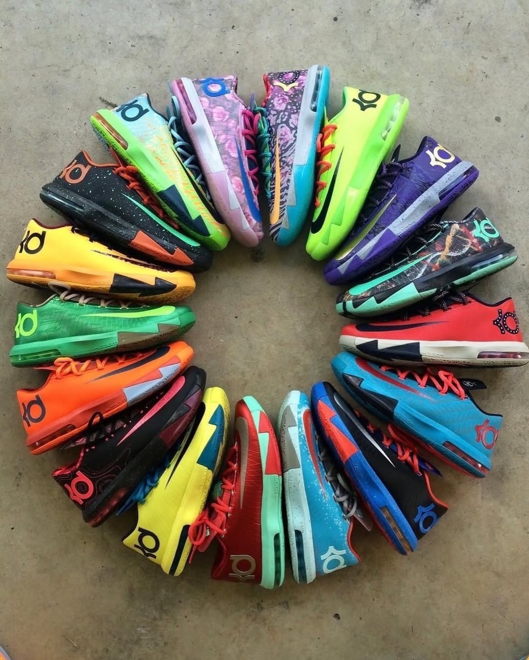 杜兰特在近日接受采访中称，Nike KD 6 是他最喜欢的签名鞋。各位对这一代打