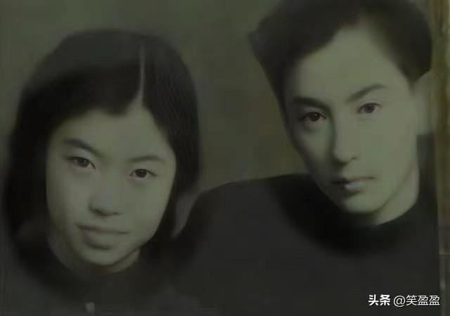 张柏芝的爷爷老照片
一看张柏芝就像他爷爷，好帅！