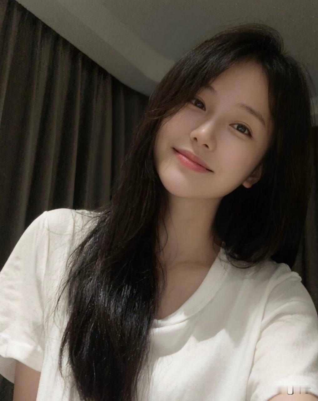 原来现实中真的有“林黛玉”！小姐姐忧郁近照曝光，气质绝尘什么样的女人最让人上头?