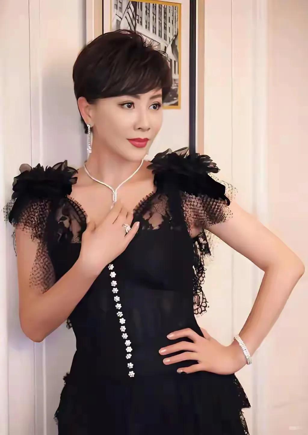 刘嘉玲的美丽瞬间