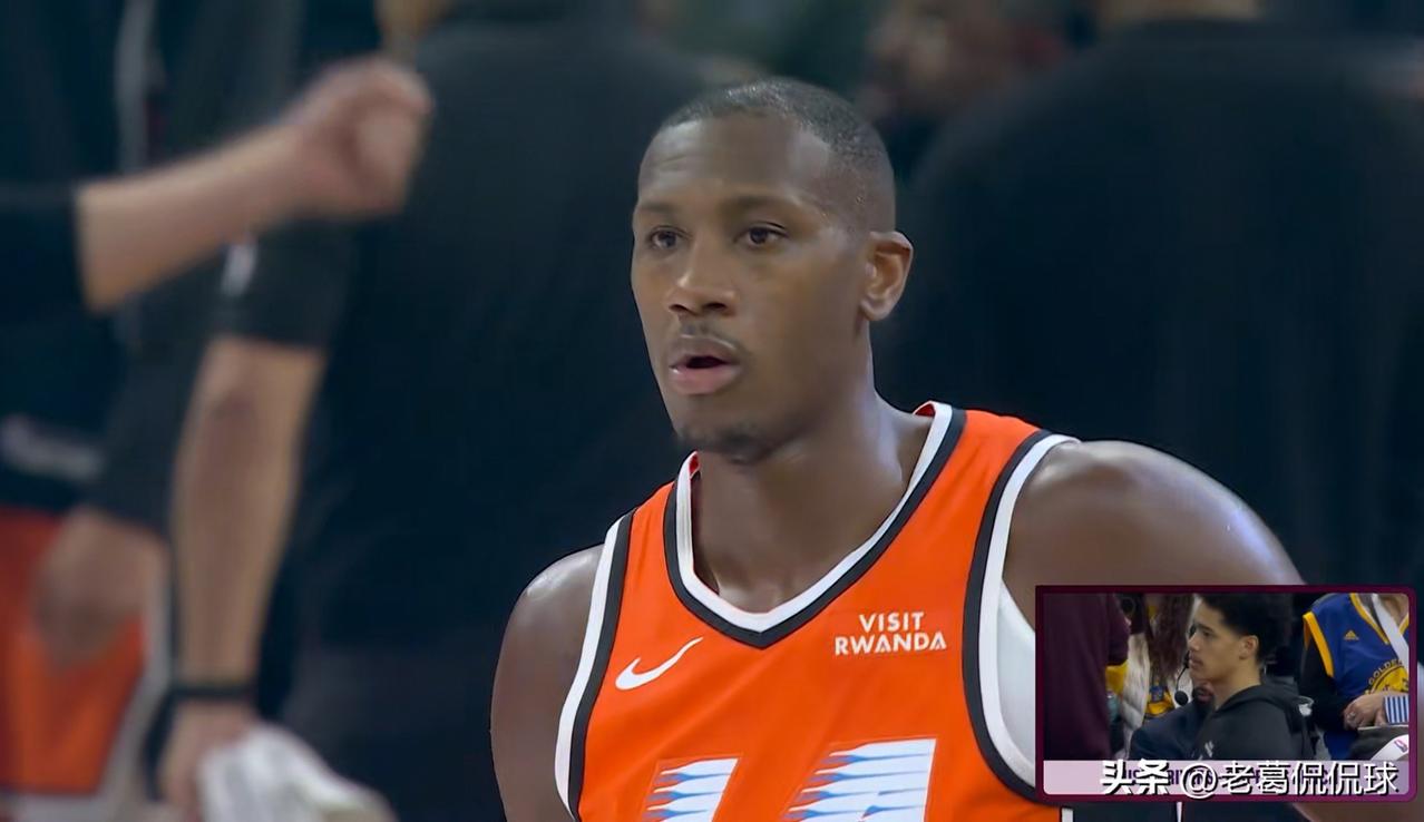 快船大将邓恩真是一个狠角色！在今天快船客场以114：101战胜勇士的比赛中，邓恩