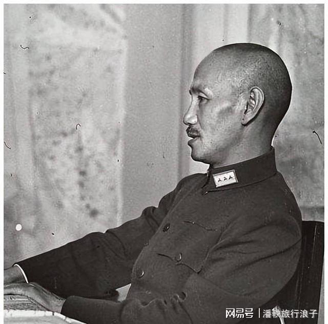 历史不容洗白！蒋介石最缺德的四件事，件件丧尽天良。

1938年6月9日，黄河花