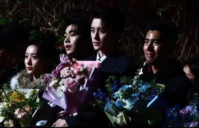 敖瑞鹏不二之臣A组杀青  此抽象男不搞笑时的魅惑力恐在我之上（骗你的，抽象时也是