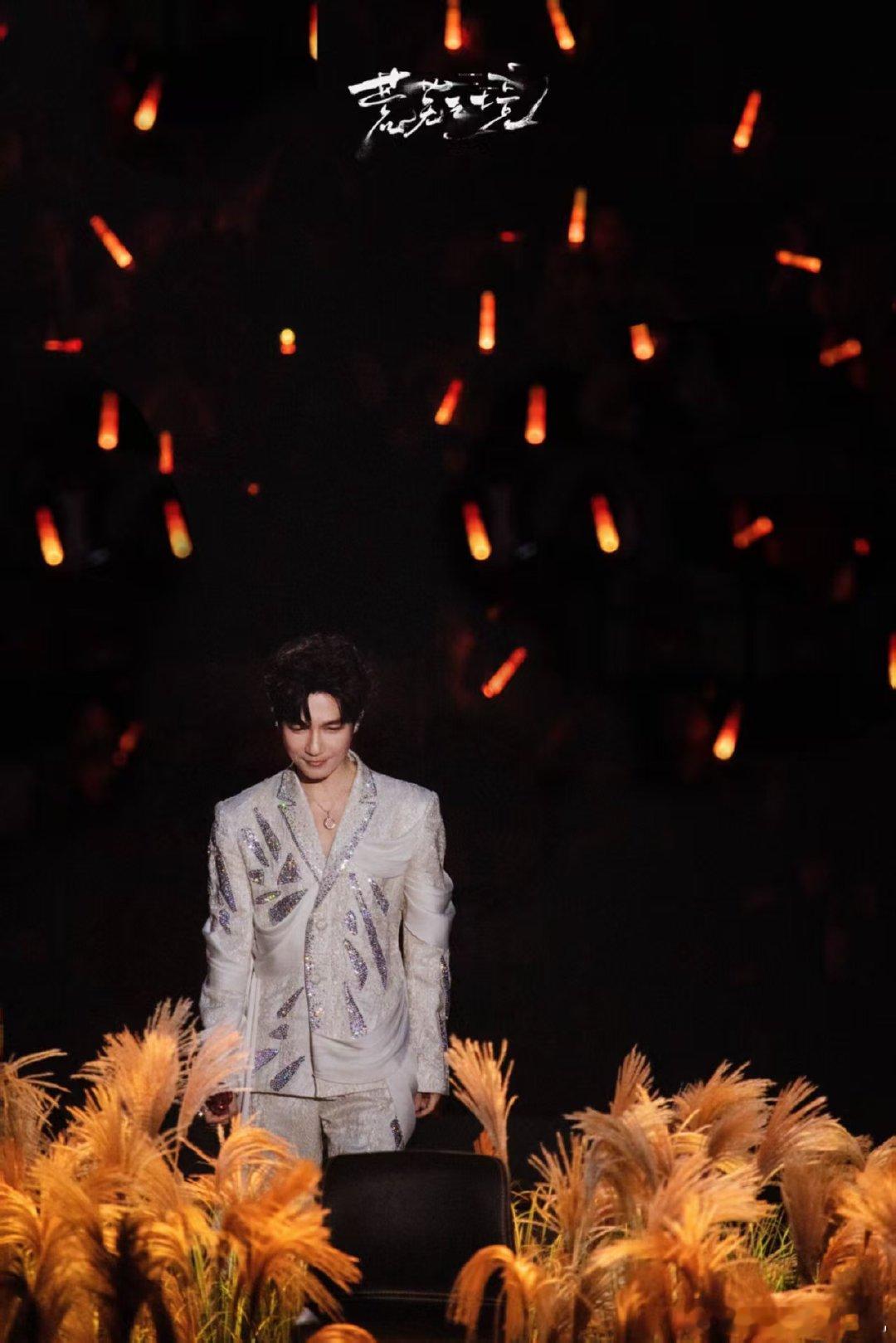 陈楚生2026荒芜之境首站上海全方位升级的荒芜之境我真的期待疯！体育场版舞台+神