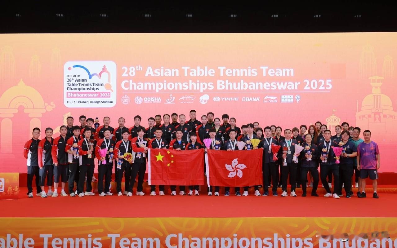 朱成竹🇭🇰：恭喜中国队🏆🏆。恭喜中国香港男队🥈也恭喜中国香港女队（第七