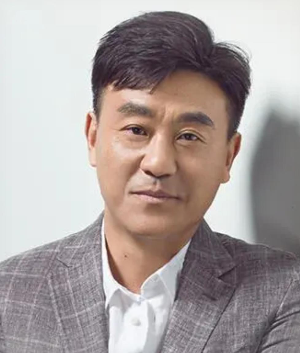 “国家一级演员”何冰的消失，是娱乐圈的悲哀和损失！娱乐 明星