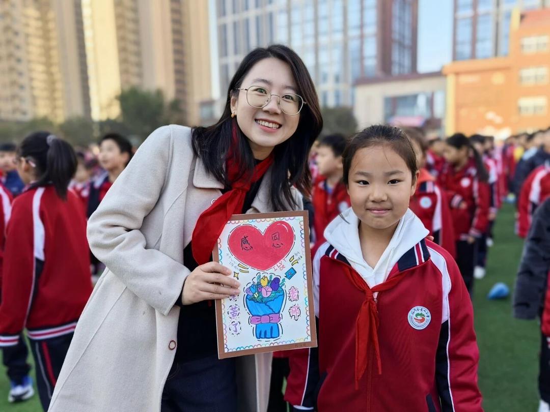 匠心育桃李,临沂金雀山小学班主任节活动掀起感恩热潮