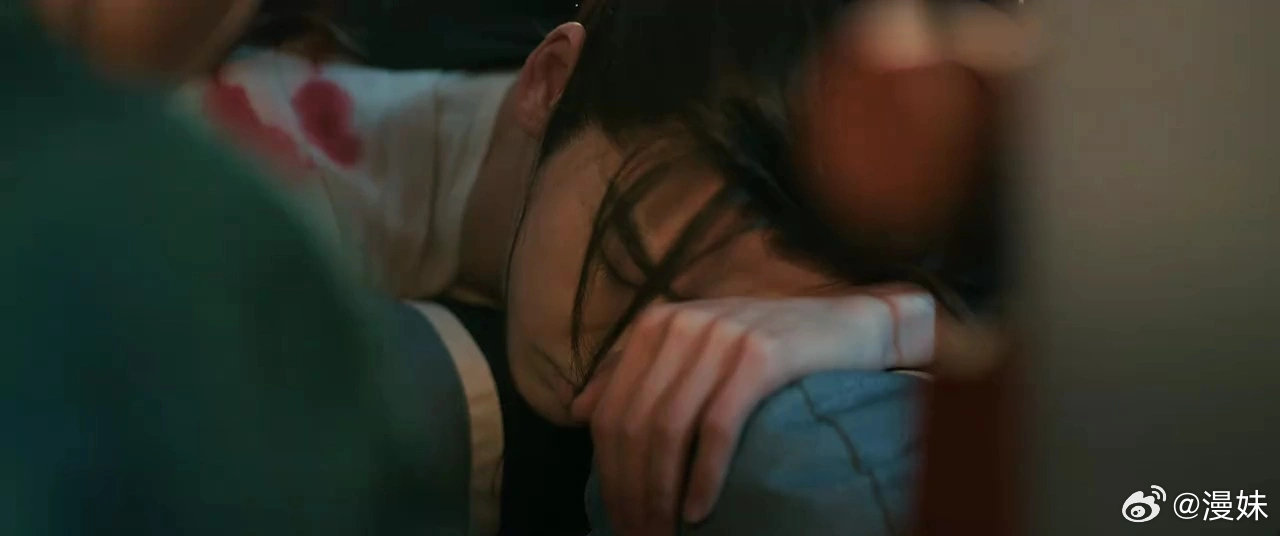 张凌赫逐玉最牛的打戏真的被张凌赫的打戏狠狠圈粉，逐玉里的武打戏份又飒又稳，没有多