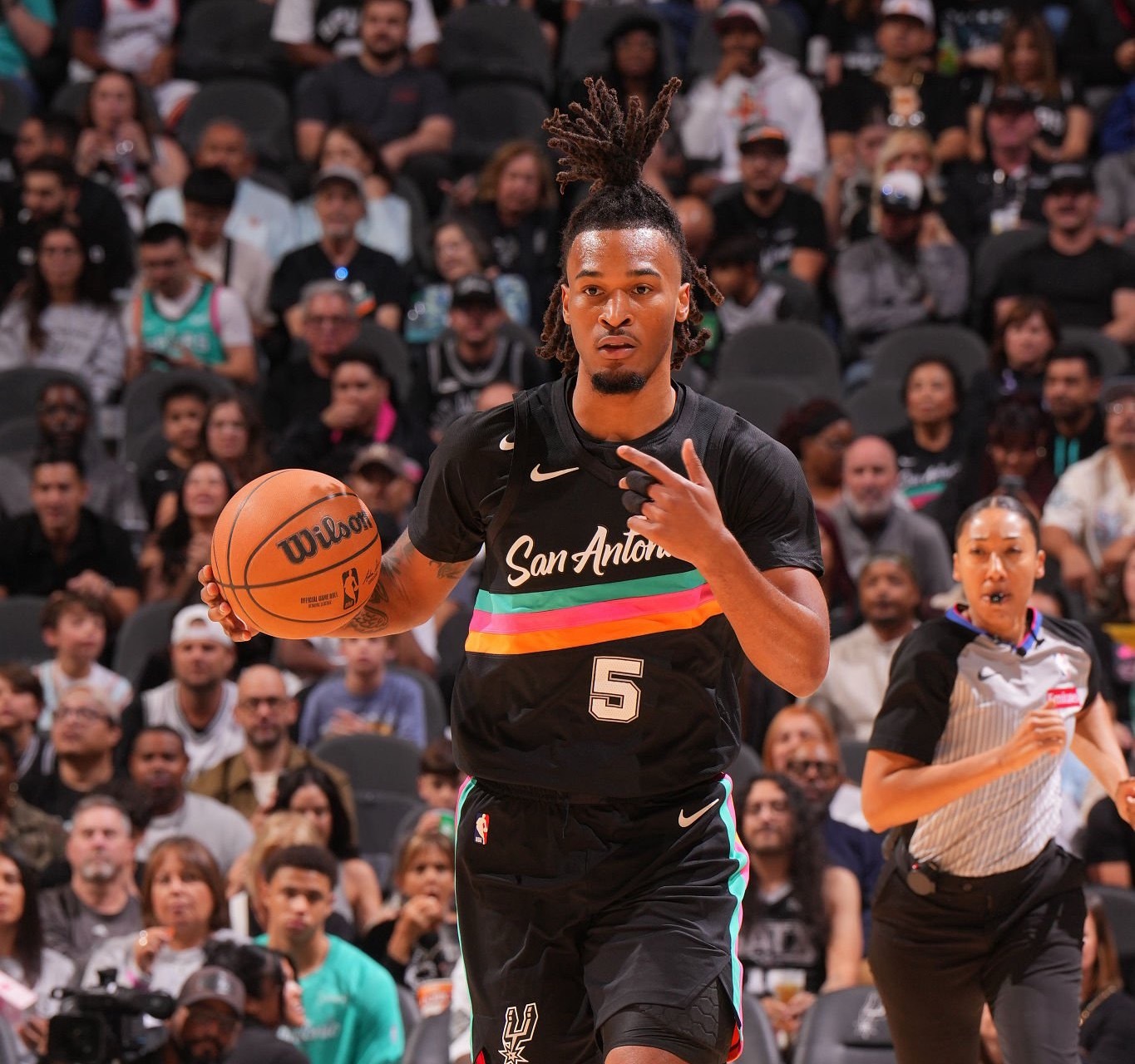 卡斯尔半场14分5篮板7助攻🏰有机会三双！两分球6中6，三分1中0 ｜ ｜