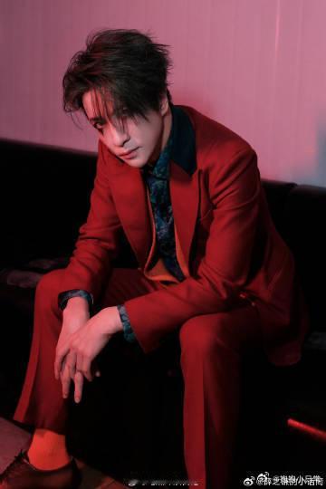 薛之谦广州演唱会座位分布好合理 薛之谦广州演唱会这波操作太圈粉！超大型四面台搭配