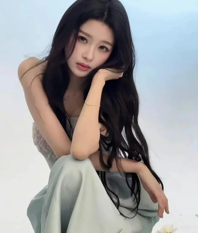 孙怡真实状态出圈网友反倒觉得她妆前妆后都可爱 ​​​