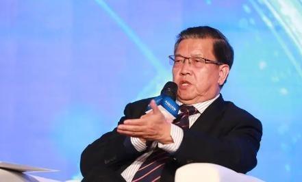 龙永图：暂不讨论中国崛起，先问3个更重要的问题！大部分中国民众都会认为中国崛起指