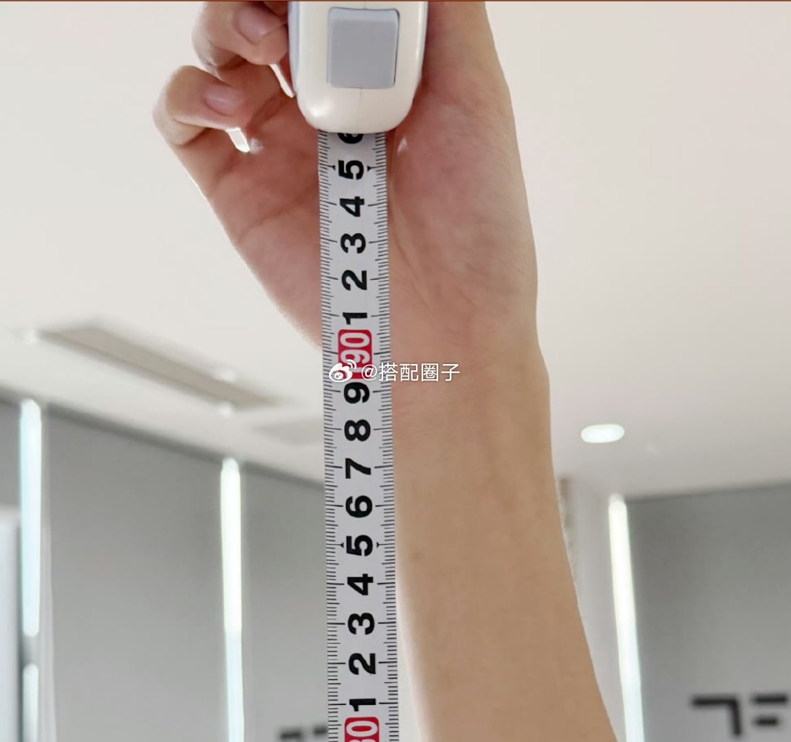 张奕然又长高了张奕然量身高 张奕然又长高了！ 