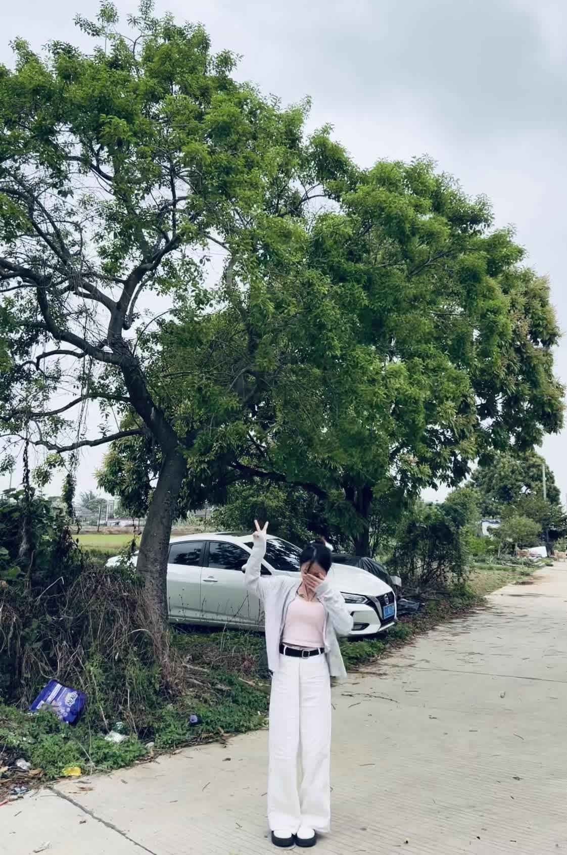 你似乎把我当成一个很慷慨的人  总觉得我能原谅所有的伤害