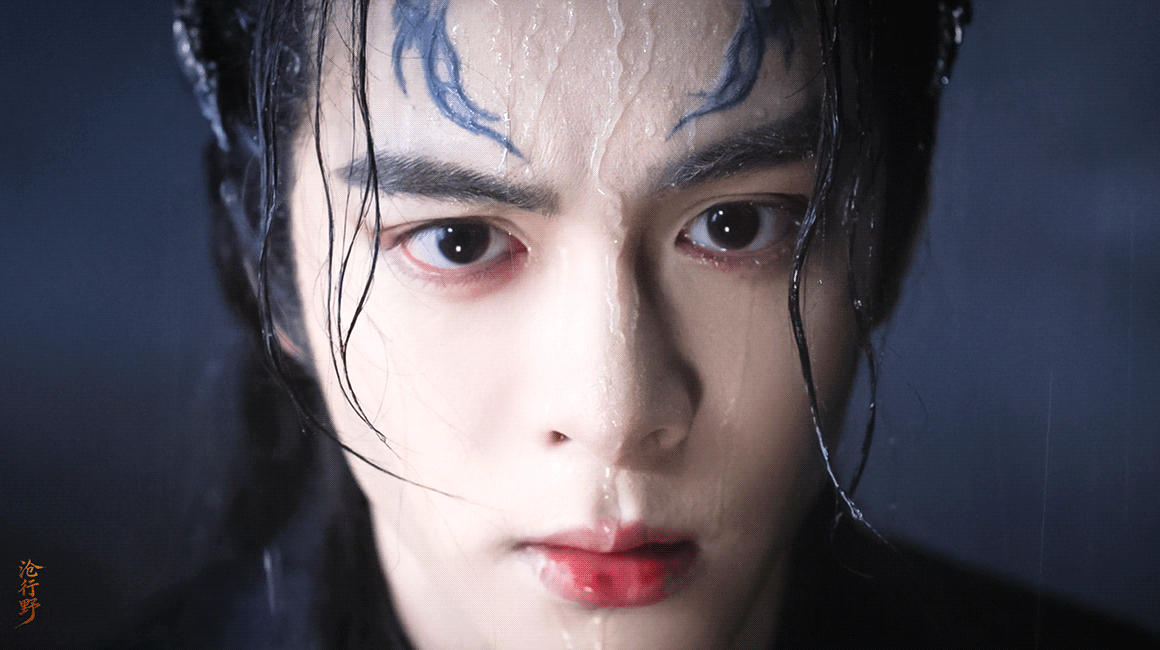 曾舜晞尺度最大的一部剧武拾光那个浴池戏，水珠从锁骨滑下去那一刻，我直接尖叫！曾舜