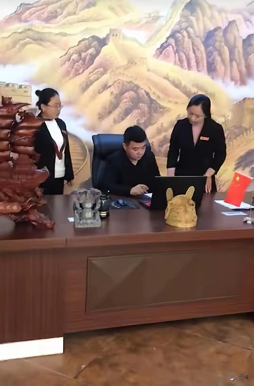 人生人生啊你仔细想想只有生与死，没有别的，陕西老板赵战飞今年46岁，2025年6