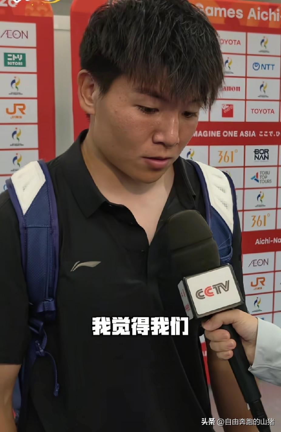 据传徐彬和英国狼队签的是4一5年的长约，现在真的是有些左右为难：待着英国，上不了