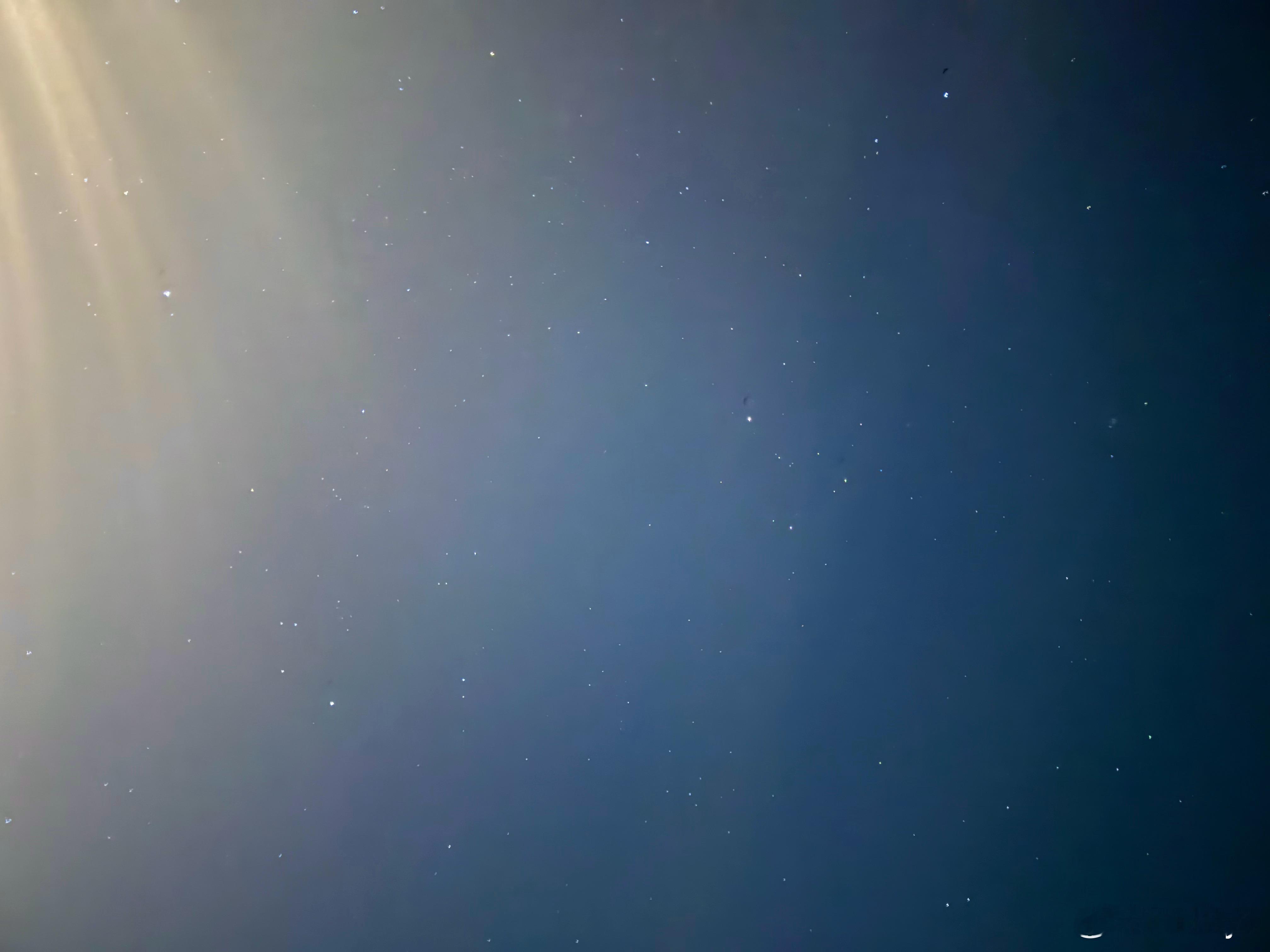 在普吉接收宇宙信号  