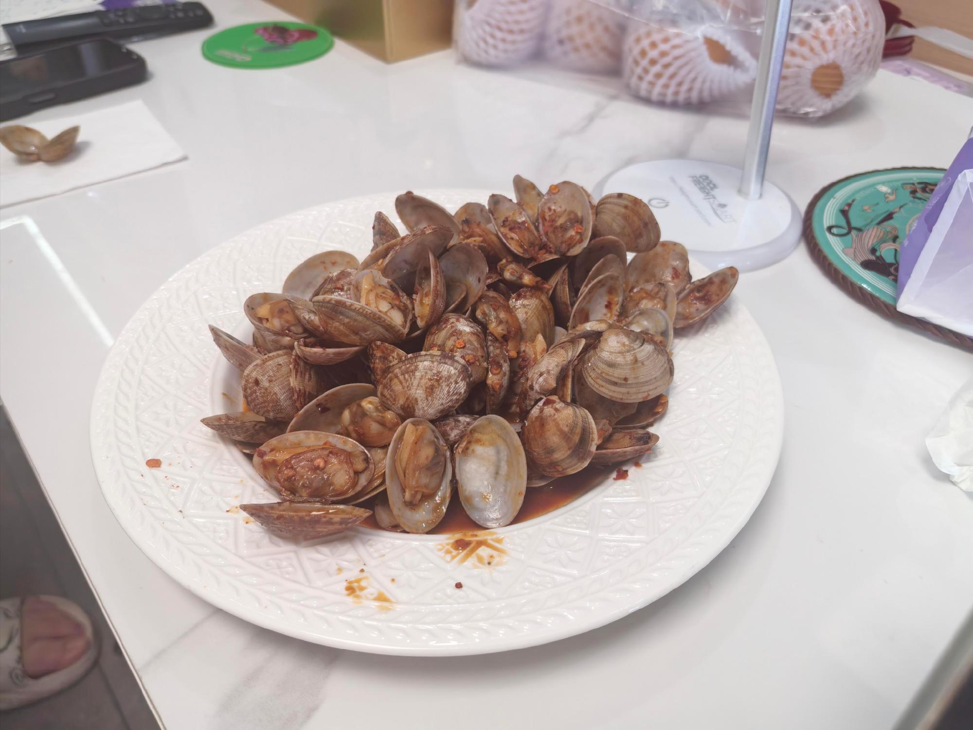 家教上课上一半学生去给我炒了个花甲 ​​​