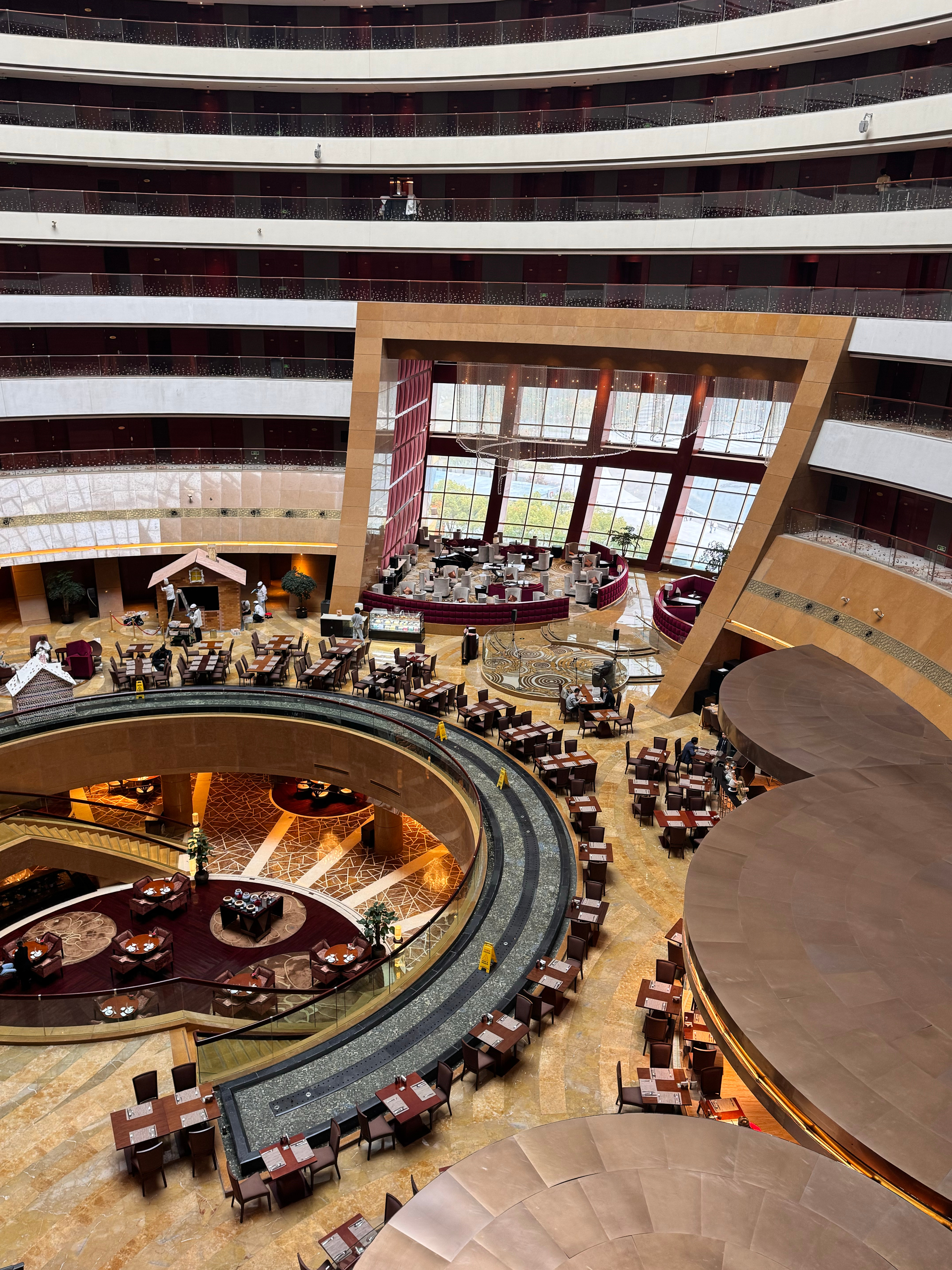 晚上看荣耀500发布会，不知道哥哥会不会来荣耀送的包挂配饰太喜欢了（财富自由事业