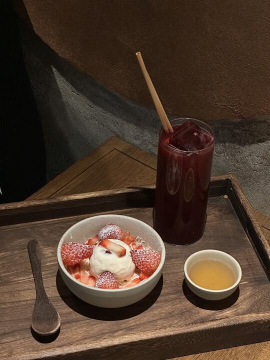 甜品脑袋来野果直接疯掉了。。。