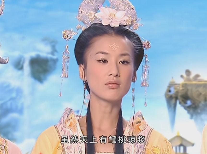 看到了吗？90后真的很难不恋爱脑。

90后的童年，看的电视剧都是恋爱大于一切，
