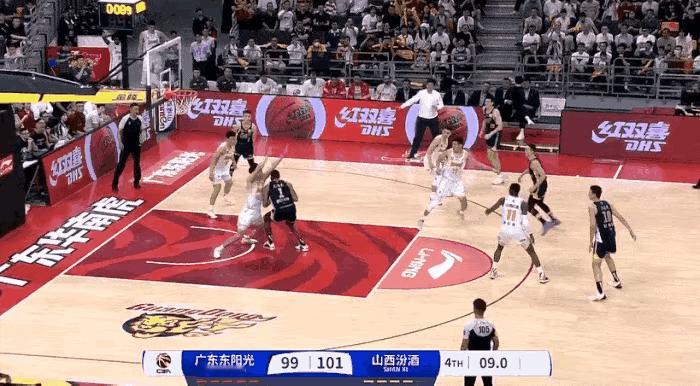 老实说，广东队和山西队的最后9秒，广东队落后2分，球权在广东队手里，这时候杜峰叫