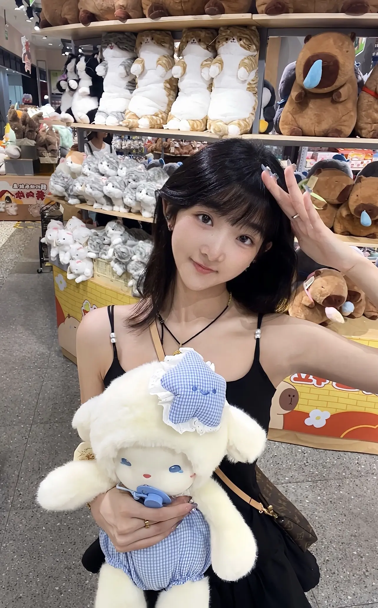 我决定把头发留到原来的长度 不婚主义女大学生