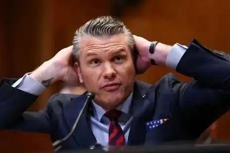史上首次！这次来华的美国官员中，国防部长赫格塞思受人瞩目！这是历史上首次美国国防