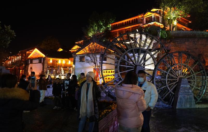 今年冬天的不同 今年冬天可太不一样了！全国大范围异常偏暖，1月平均气温较常年偏高