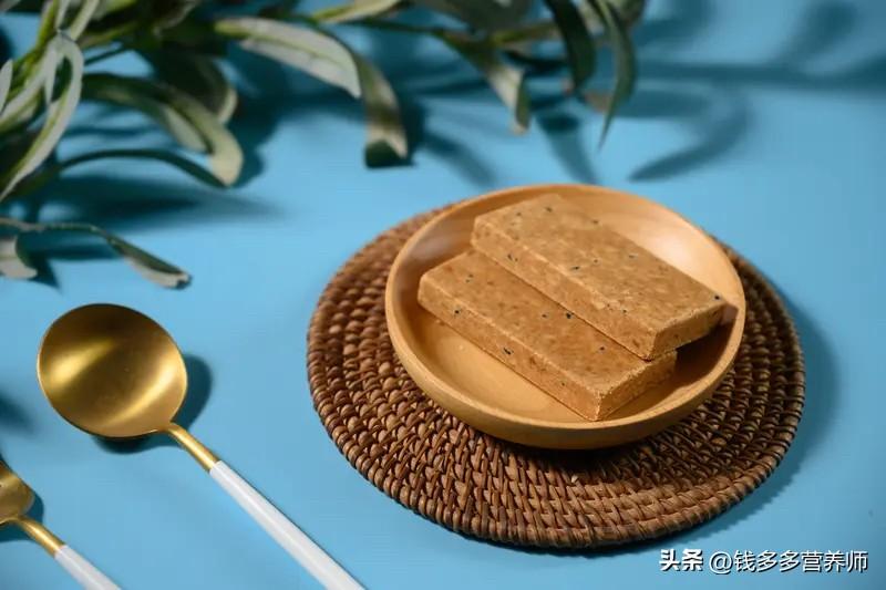 很多人减肥会选择吃代餐。不过选择吃代餐减肥？吃不对，小心越吃越胖！🔥

所谓代