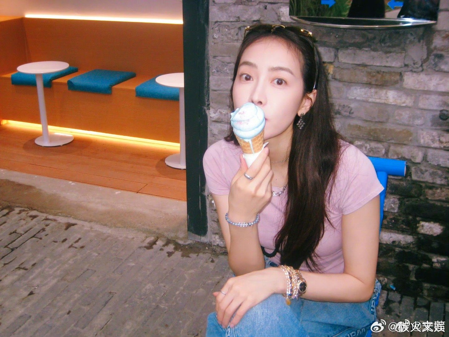 宋茜重庆随拍宋茜重庆真是不错呀宋茜重庆真是不错呀，好玩，[爱你][爱你] ​​​