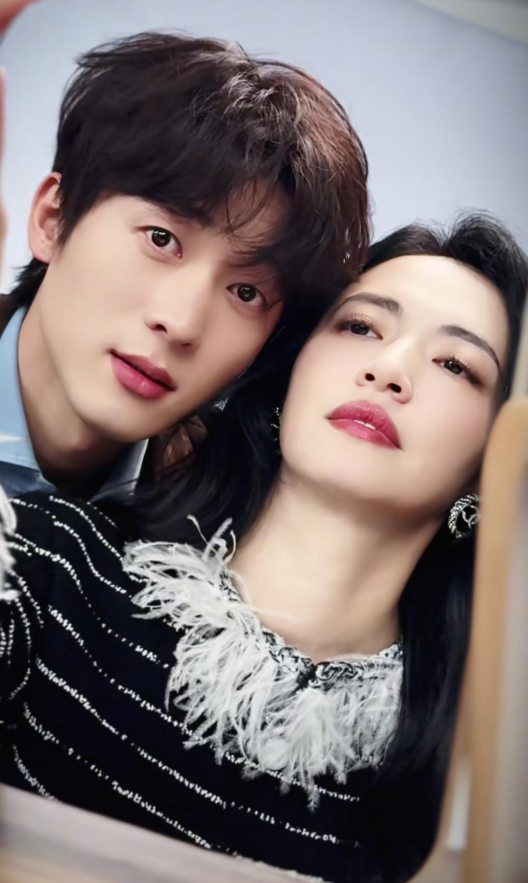 最近有传闻说演员姚晨，可能有了新恋情，对象是合作过的年轻演员侯雯元，两人因戏结缘