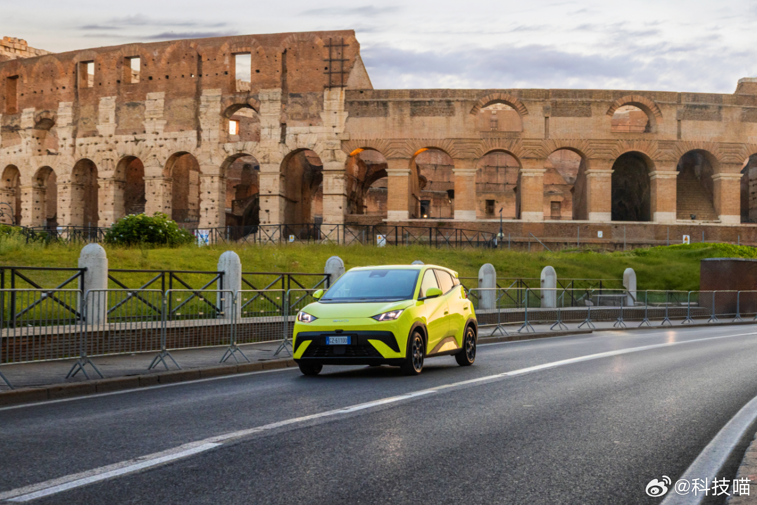 中国汽车销量终结日本25年连霸去年全年全球销量：中国车企：近2700万辆，同比+