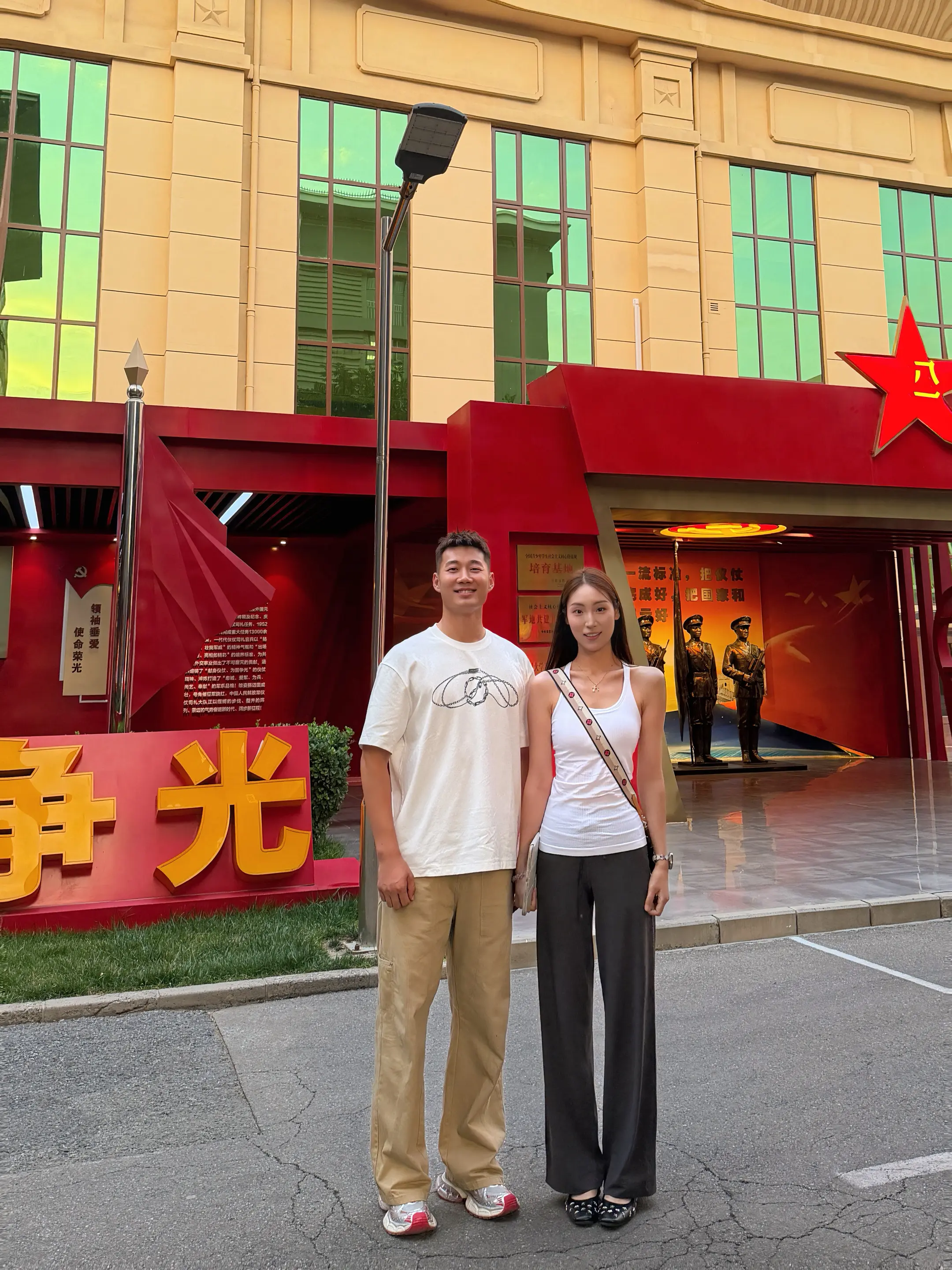 再听一遍须尽欢，敬我们的初相识