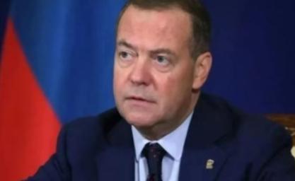 一旦战争打响，中国面临的第一波攻击，可能不是导弹，而是冻结3万亿外汇、切断SWI