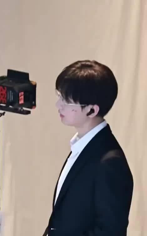 狩谎领衔主演财神爷傅诗淇，IE姐姐太爽💚
港风悬疑S+大剧，林彦廷心理探案，博