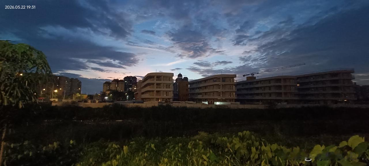 夕阳已下，霞光意浓！