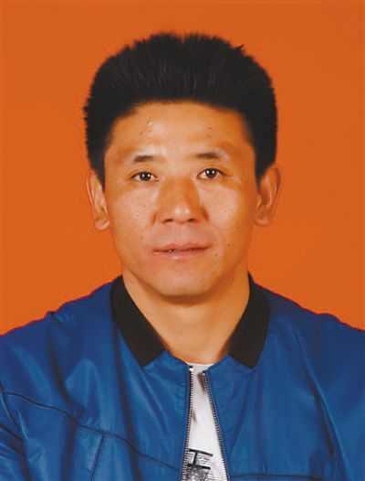 欠债数十万仍分文不取！最美拉面人马牙古拜，把诚信刻进骨子里
 
马牙古拜，男，回