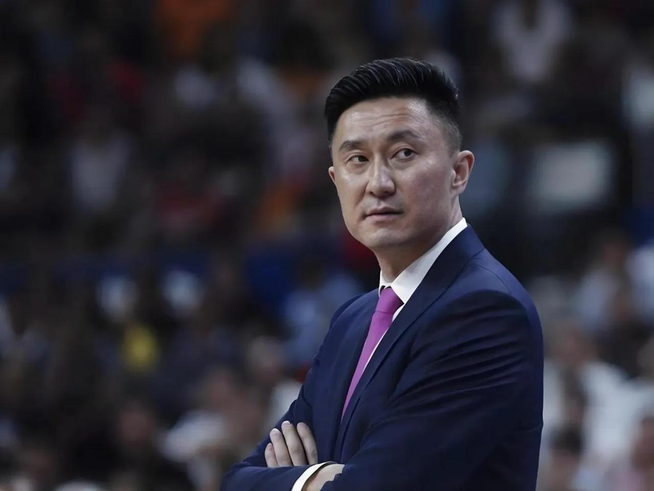 杜锋或重用陈家政！
广东男篮八强对手是北京男篮，后者不仅实力远强于广州男篮，而且