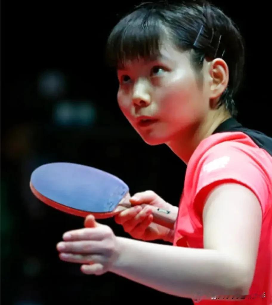 卡塔尔多哈卢塞尔球星挑战赛女双四分之一决赛：何卓佳纵歌曼VS米尔卡蒂罗娃/托多罗