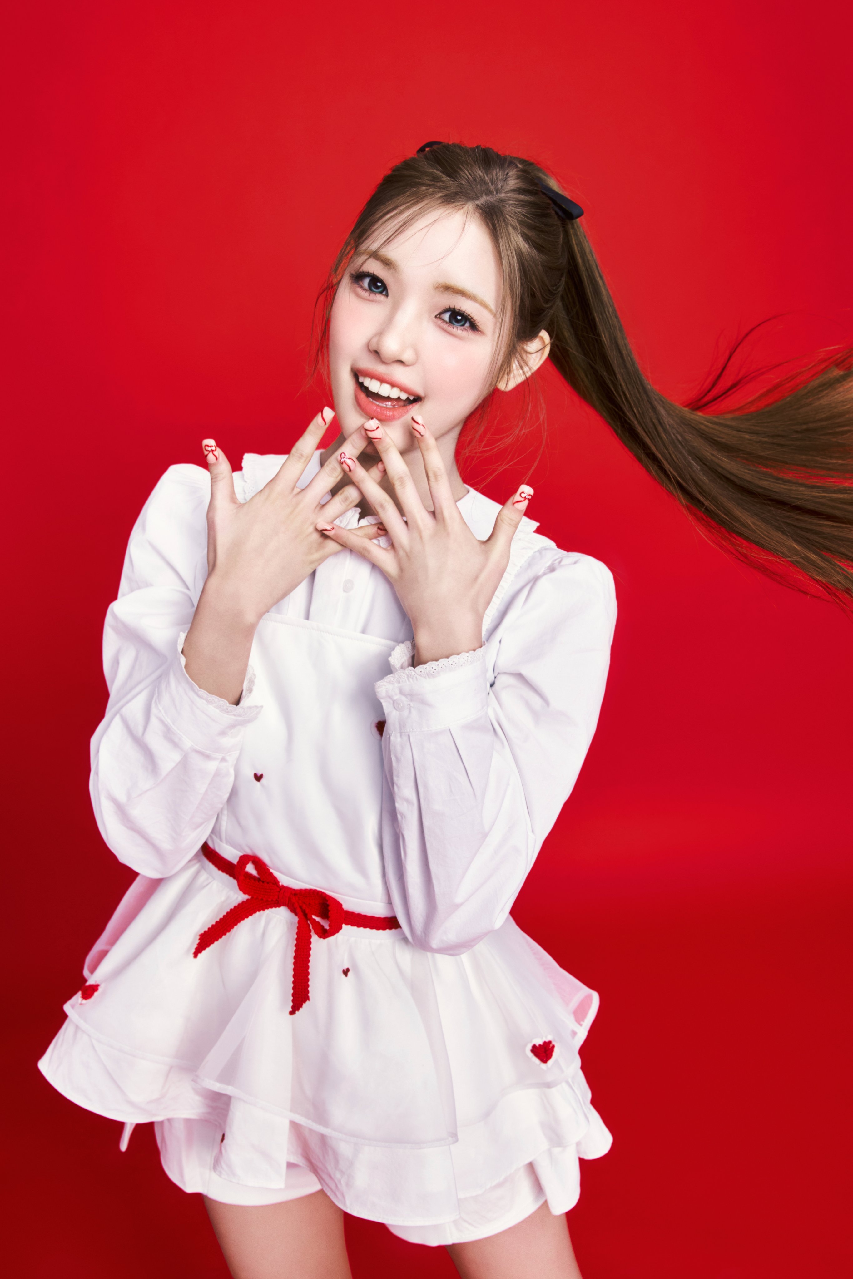 Hearts2Hearts 'RUDE!' Image Teaser 01 