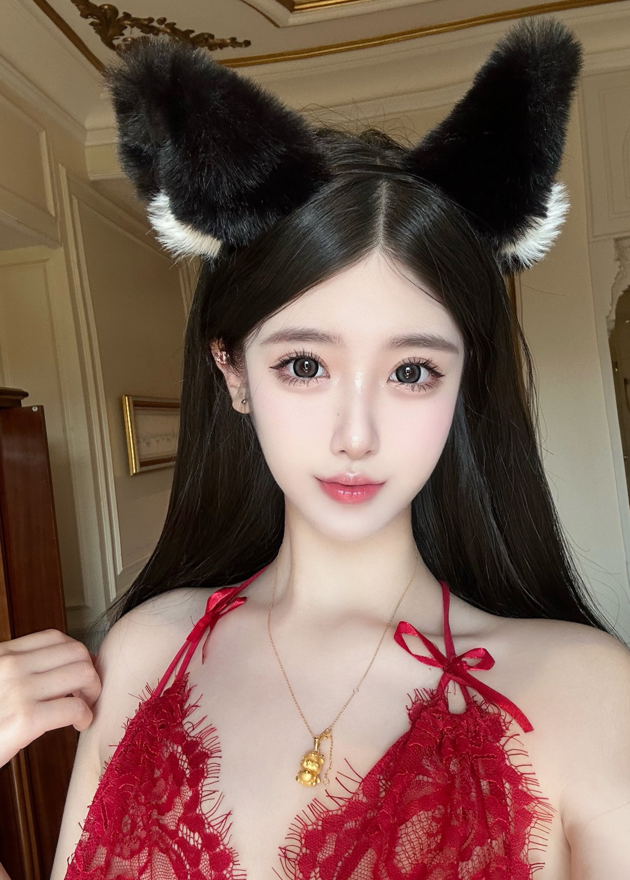 你说你喜欢我 那我考考你 我鼻子的痣在左边还是右边 ​​​
