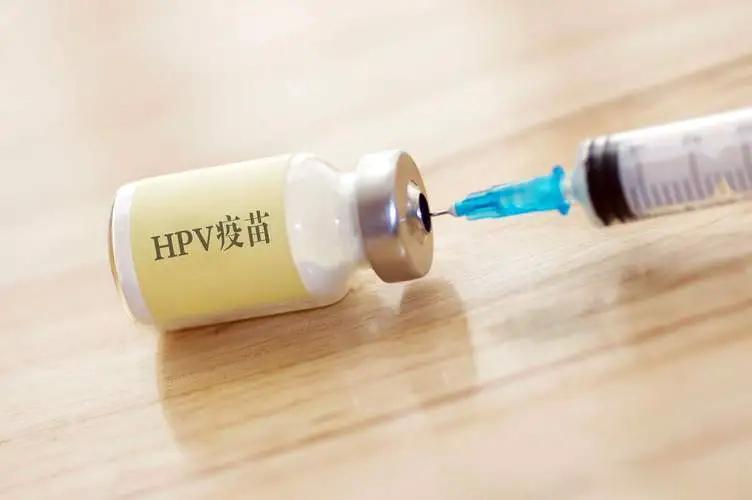 #男性HPV疫苗要来了#  男孩需不需要打HPV疫苗？在大多数人的认知中，HPV